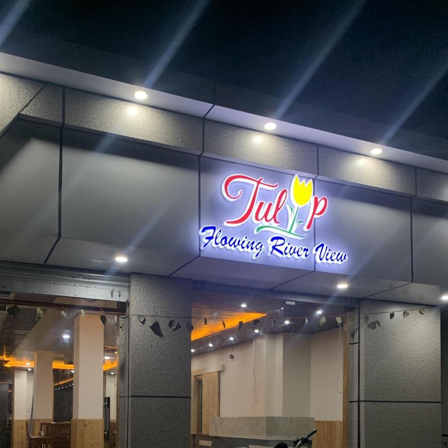 Tulip Flowing River View Hotel. Shamshi Экстерьер фото