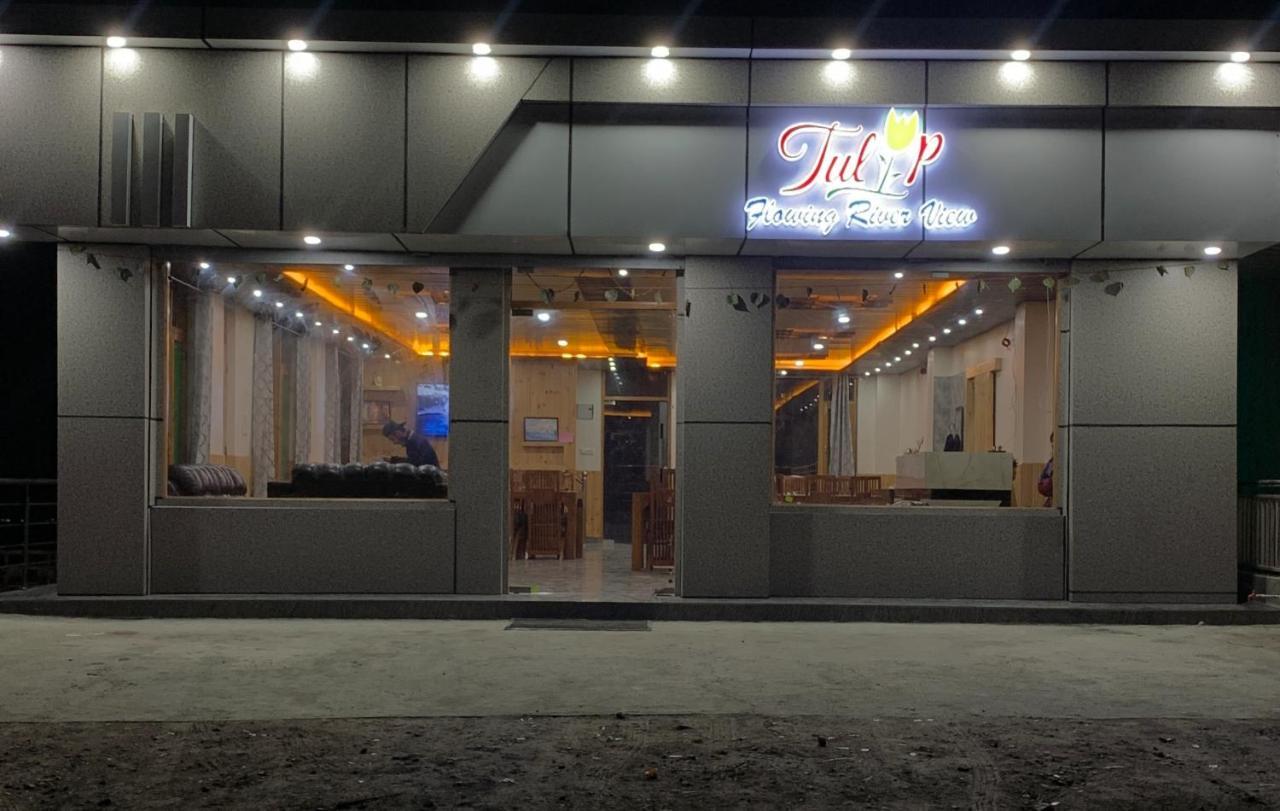 Tulip Flowing River View Hotel. Shamshi Экстерьер фото