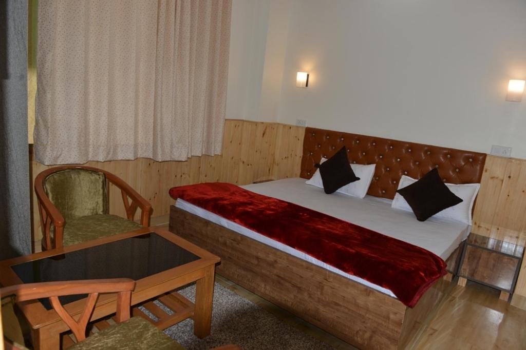 Tulip Flowing River View Hotel. Shamshi Экстерьер фото
